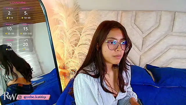 Rebeca Williams  online show from 03/18/25, 06:48