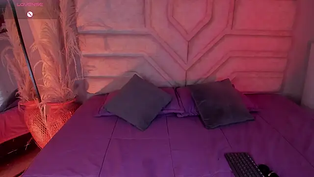 Rebeca Williams  online show from 01/14/26, 12:22