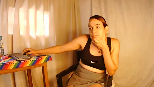 Oh Tique online show from 02/12/25, 05:58