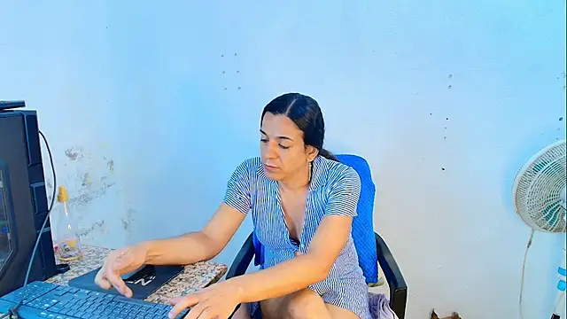 Oh Tique online show from 03/24/26, 02:44