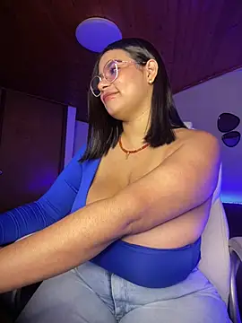 Isabella boobd online show from 04/13/26, 07:30