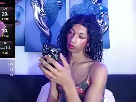 Maidi  online show from 12/29/24, 04:40