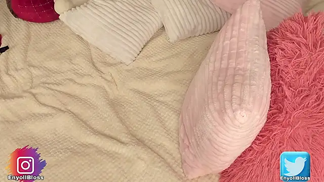 SweetHanson online show from 03/02/25, 02:41