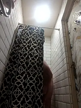 FloatyElkhound online show from 04/16/26, 06:47