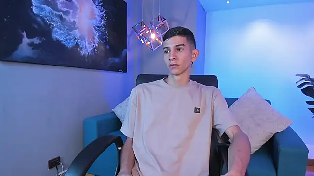 Aaron Scoot online show from 03/07/26, 08:39