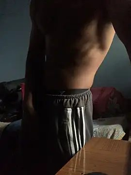 Snapshot of Vampire_xoxo chatting on 12/24/24, 02:54 Vampire xoxo online show from 12/24/24, 02:54