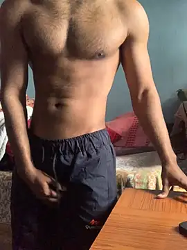 Snapshot of Vampire_xoxo chatting on 12/31/24, 06:59 Vampire xoxo online show from 12/31/24, 06:59