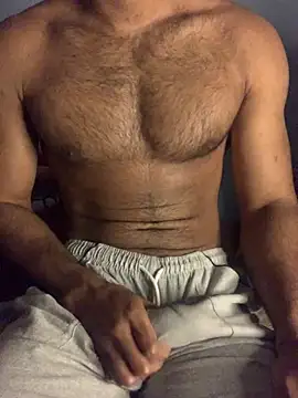 Snapshot of Vampire_xoxo chatting on 01/13/25, 03:47 Vampire xoxo online show from 01/13/25, 03:47