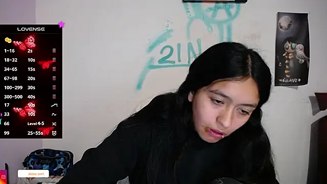 Snapshot of elaine_sun chatting on 02/15/25, 04:36 elaine sun online show from 02/15/25, 04:36