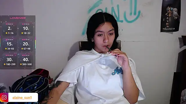 Snapshot of elaine_sun chatting on 03/06/25, 05:03 elaine sun online show from 03/06/25, 05:03