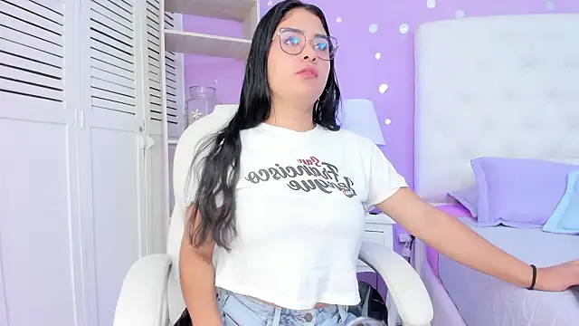 scarlette 15  online show from 02/03/26, 03:15