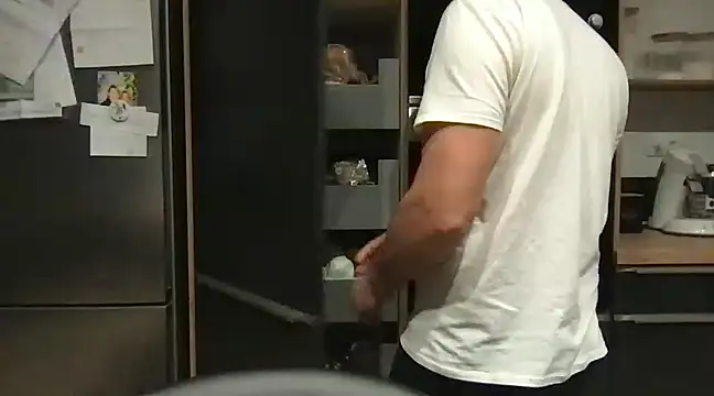 unconnudu21000 online show from 12/14/24, 06:56