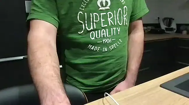 unconnudu21000 online show from 01/26/25, 06:28