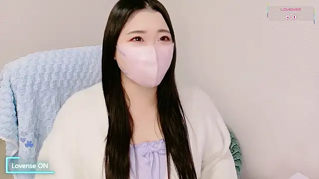 yukinko o  online show from 11/12/25, 01:39