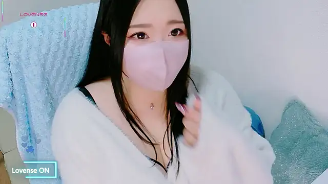 yukinko o  online show from 02/25/26, 12:04