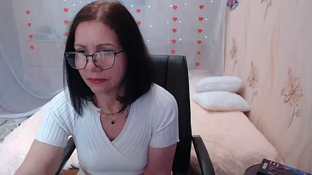 OlgaHottie online show from 03/04/25, 11:43