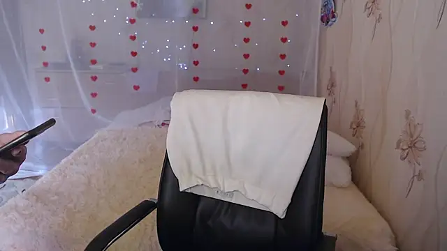 OlgaHottie online show from 03/06/25, 09:03