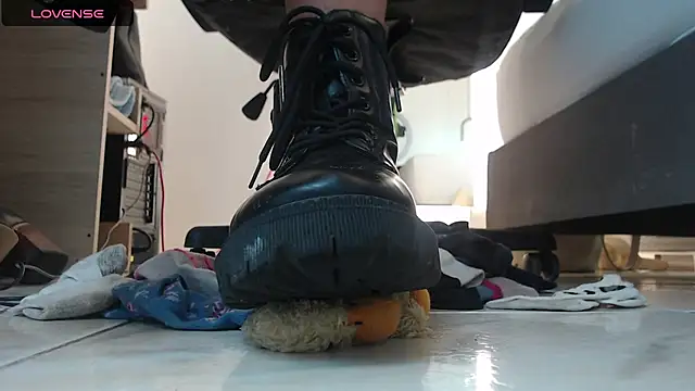 alma fenix online show from 02/14/25, 03:15