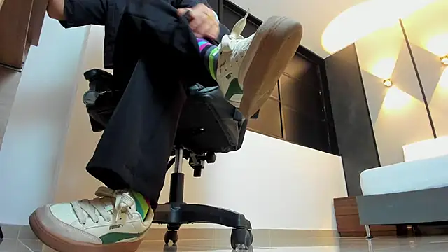 alma fenix online show from 09/15/25, 12:38