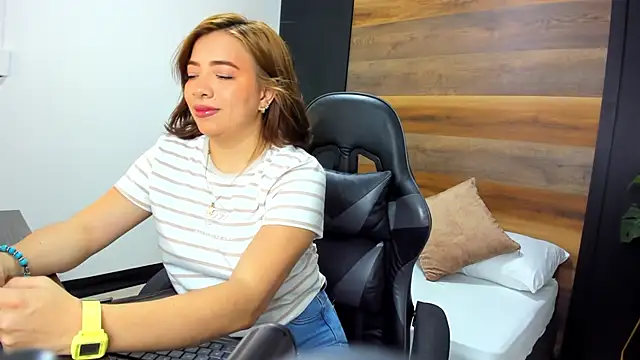 alma fenix online show from 09/20/25, 06:53