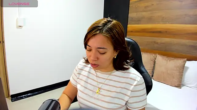 alma fenix online show from 09/23/25, 12:30