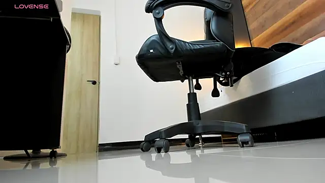 alma fenix online show from 10/07/25, 12:24