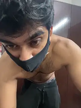 Snapshot of John_desihunk chatting on 12/14/24, 04:20 John desihunk online show from 12/14/24, 04:20