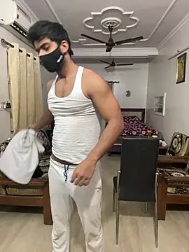 Snapshot of John_desihunk chatting on 12/30/24, 07:00 John desihunk online show from 12/30/24, 07:00