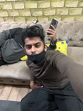 Snapshot of John_desihunk chatting on 01/21/25, 07:28 John desihunk online show from 01/21/25, 07:28