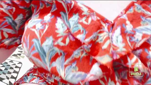 cute and hot online show from 02/02/25, 12:57