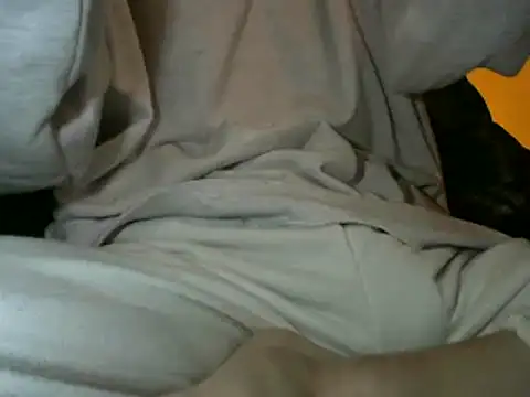 Snapshot of Ray175oo chatting on 01/15/25, 05:05 Ray175oo online show from 01/15/25, 05:05