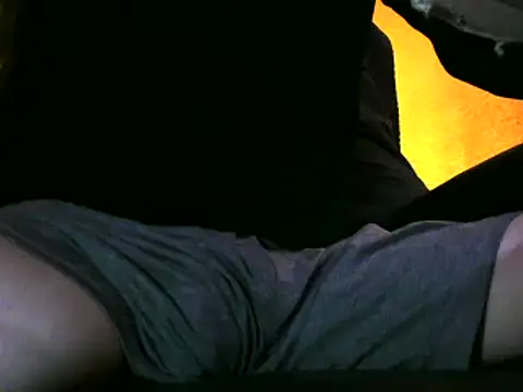 Snapshot of Ray175oo chatting on 01/19/25, 03:42 Ray175oo online show from 01/19/25, 03:42