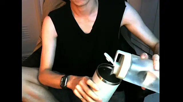 Snapshot of Ray175oo chatting on 10/09/25, 01:09 Ray175oo online show from 10/09/25, 01:09