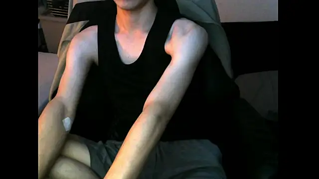 Snapshot of Ray175oo chatting on 10/13/25, 04:18 Ray175oo online show from 10/13/25, 04:18