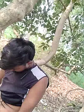 Snapshot of Jishm_ki_bhookh chatting on 12/25/24, 06:31 Jishm ki bhookh online show from 12/25/24, 06:31