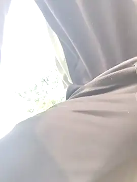 Snapshot of Jishm_ki_bhookh chatting on 01/09/25, 07:42 Jishm ki bhookh online show from 01/09/25, 07:42