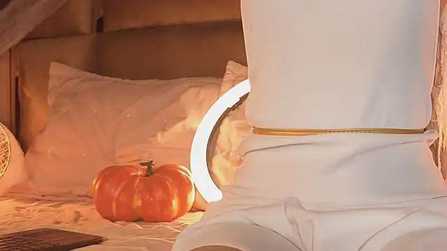 angelinepossy online show from 10/18/25, 09:15