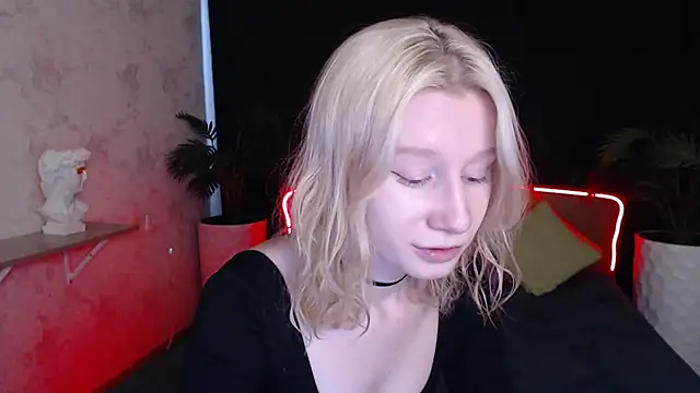 EnigmaSee online show from 10/02/25, 08:32