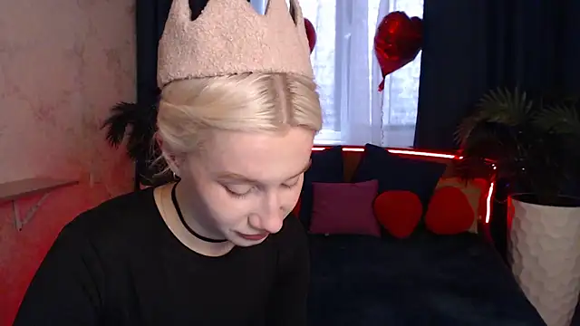 EnigmaSee online show from 03/11/26, 01:55