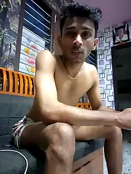 Snapshot of JOHN_LEE_DEREK chatting on 12/16/24, 06:38 JOHN LEE DEREK online show from 12/16/24, 06:38