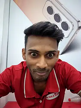 Snapshot of JOHN_LEE_DEREK chatting on 01/18/25, 02:12 JOHN LEE DEREK online show from 01/18/25, 02:12