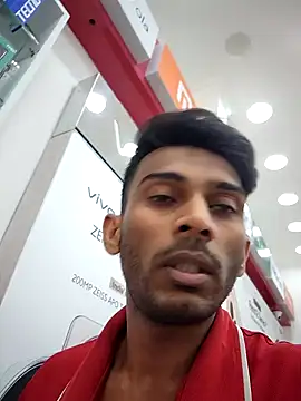 Snapshot of JOHN_LEE_DEREK chatting on 01/19/25, 08:18 JOHN LEE DEREK online show from 01/19/25, 08:18