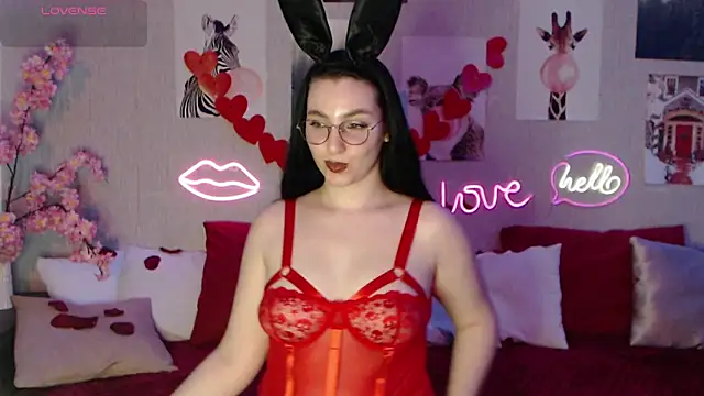 Fluffy Tiffy online show from 02/14/25, 04:04