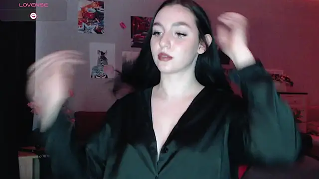 Fluffy Tiffy online show from 02/25/25, 04:57