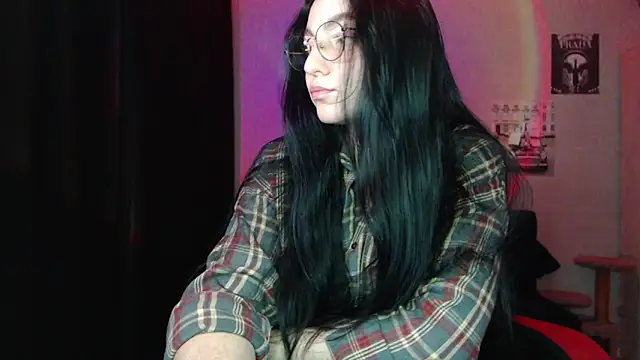 Fluffy Tiffy online show from 11/14/25, 11:35