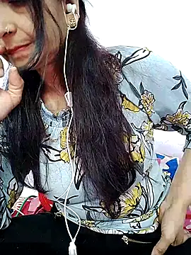 wildsakhi online show from 02/18/25, 05:31