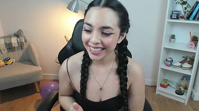  BellaEvans  online show from 02/17/25, 11:44