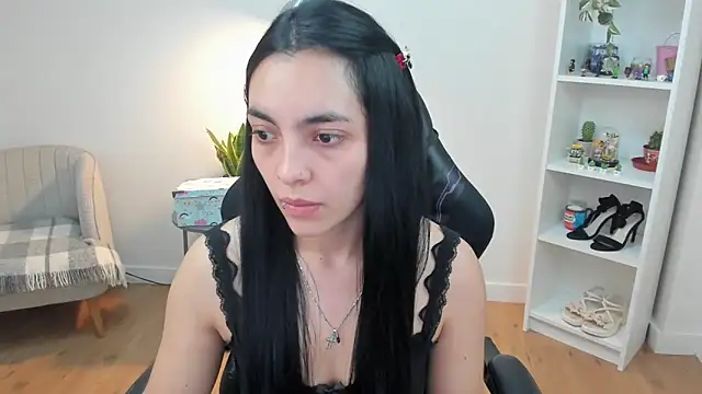  BellaEvans  online show from 03/04/26, 05:57