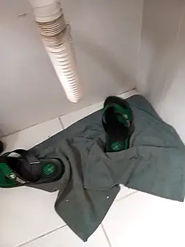 lobomisterioso13 online show from 10/13/25, 11:21