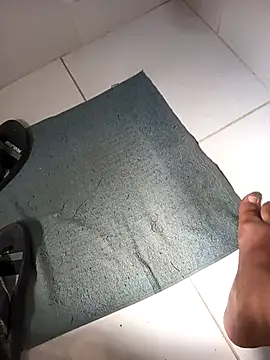 lobomisterioso13 online show from 11/18/25, 12:31